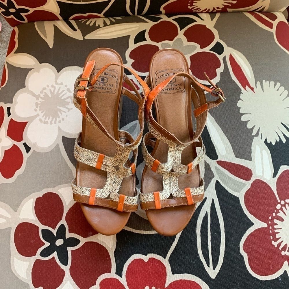 Lucky Brand Wedge Sandals Size 6 Orange